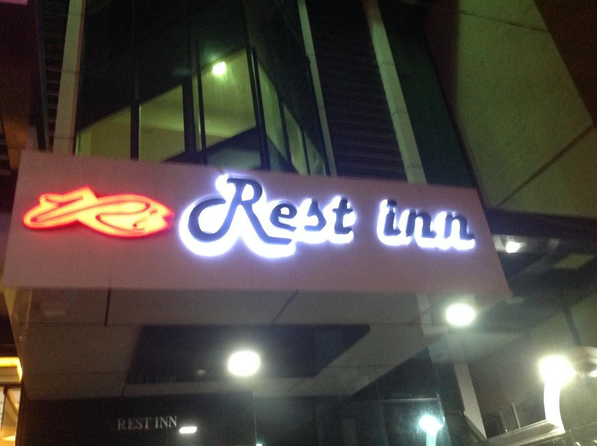Hotel Rest Inn Chikmagalūr Buitenkant foto
